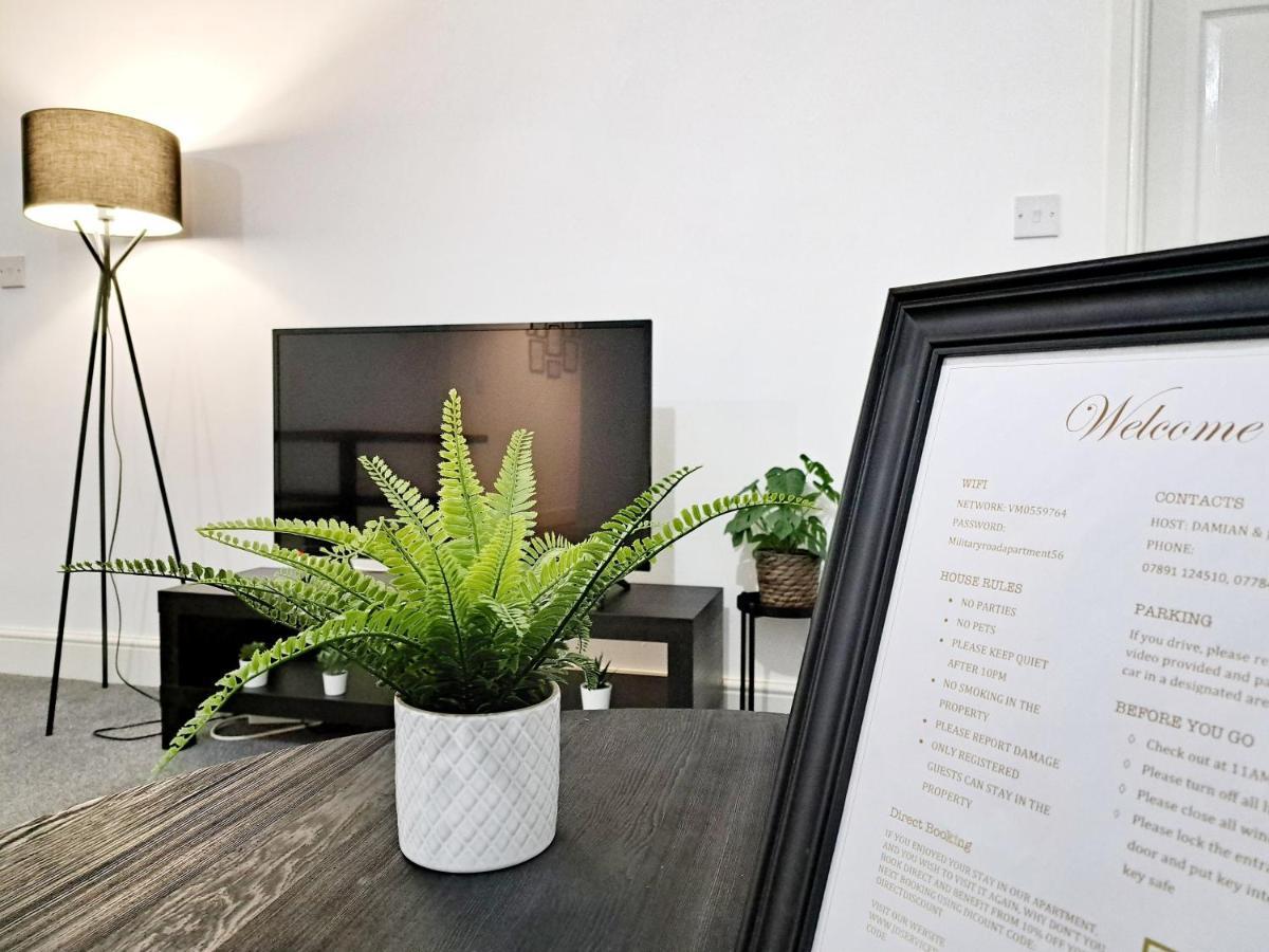 Stylish 2 Bed Apartment With Free Parking, Speed Wifi, Free Parking Колчестър Екстериор снимка